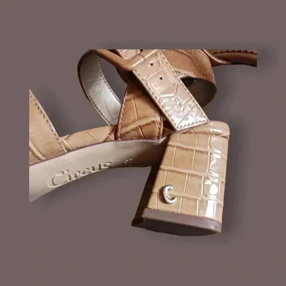 Circus by Sam edelman fisher strappy sandals size 6.5 tan camel color - Picture 12 of 14